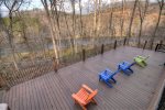 River Lodge: Lower Deck Chairs